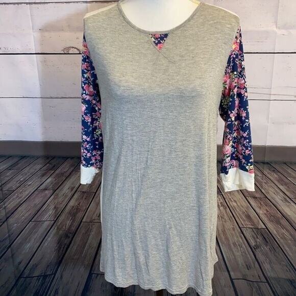 Ampersand Avenue Top Tunic Womens XL Gray Floral Crew Stretch Cottage - Picture 8 of 11